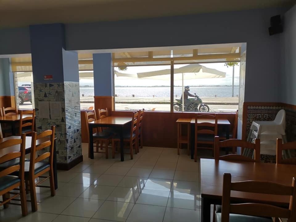 "O Veleiro" Rest. Resid. Acomodação com café da manhã Torreira Exterior foto